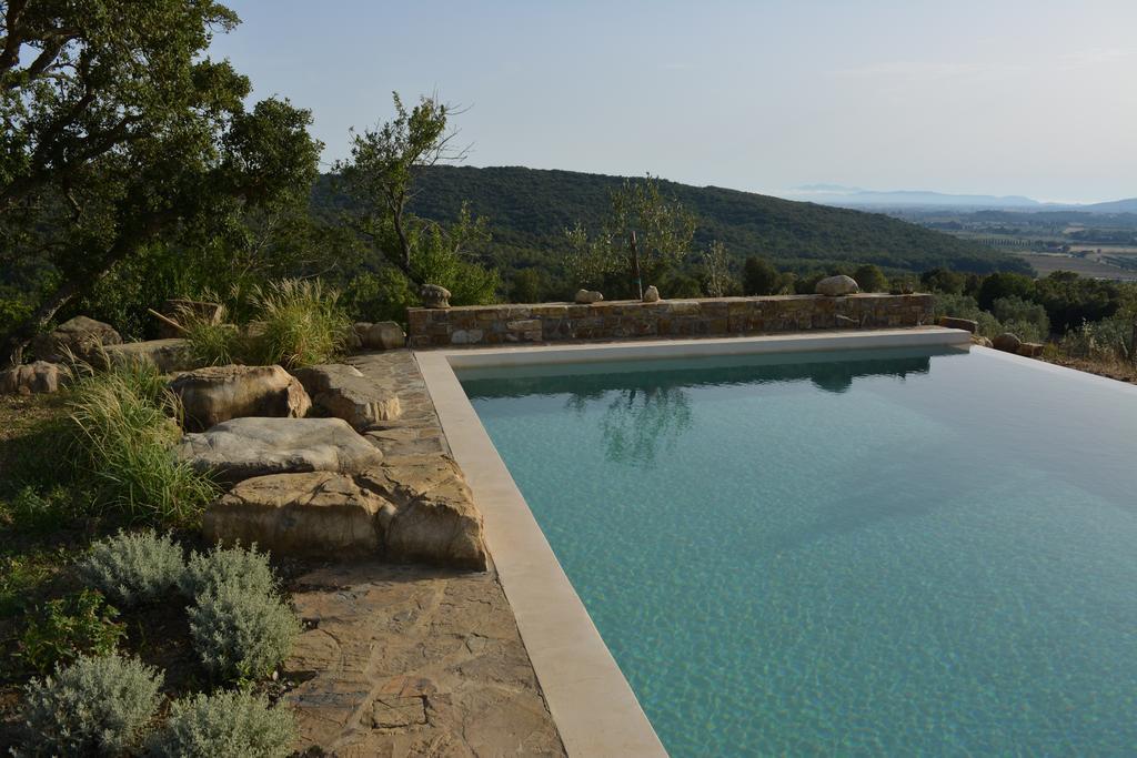 Borgo Le Moraiole Villa Massa Marittima Bagian luar foto