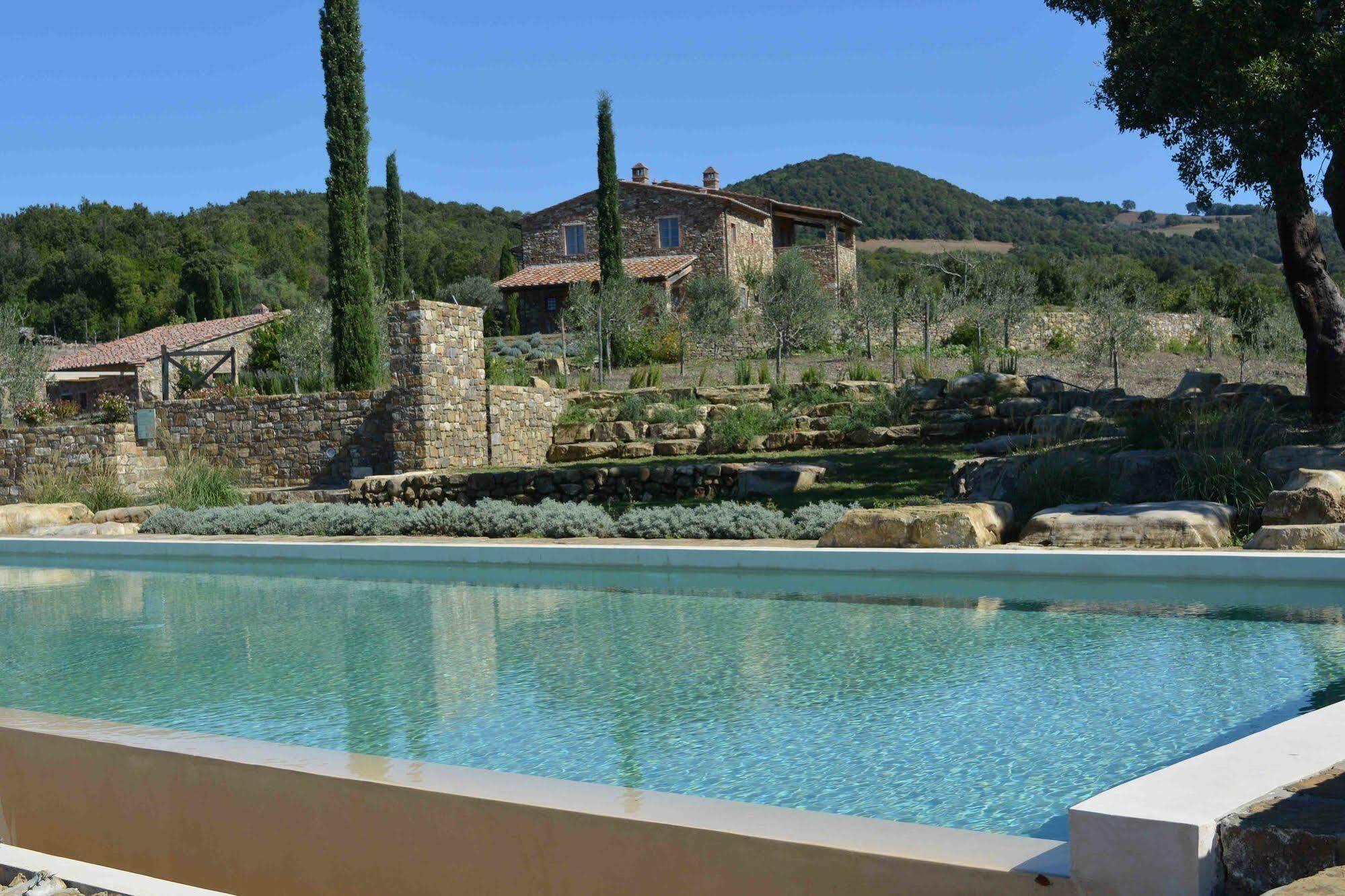 Borgo Le Moraiole Villa Massa Marittima Bagian luar foto