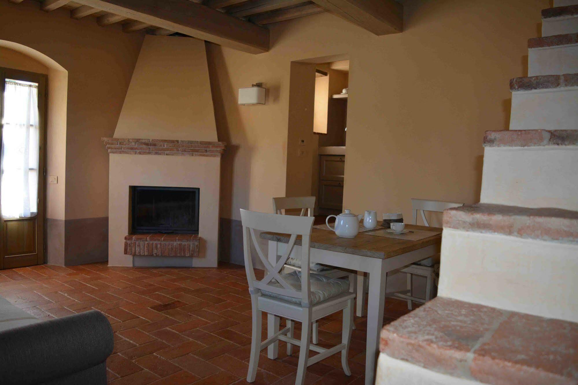 Borgo Le Moraiole Villa Massa Marittima Bagian luar foto